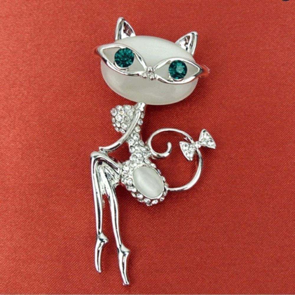 💚 Betsey Johnson stunning & sassy kitty cat brooch 💚
